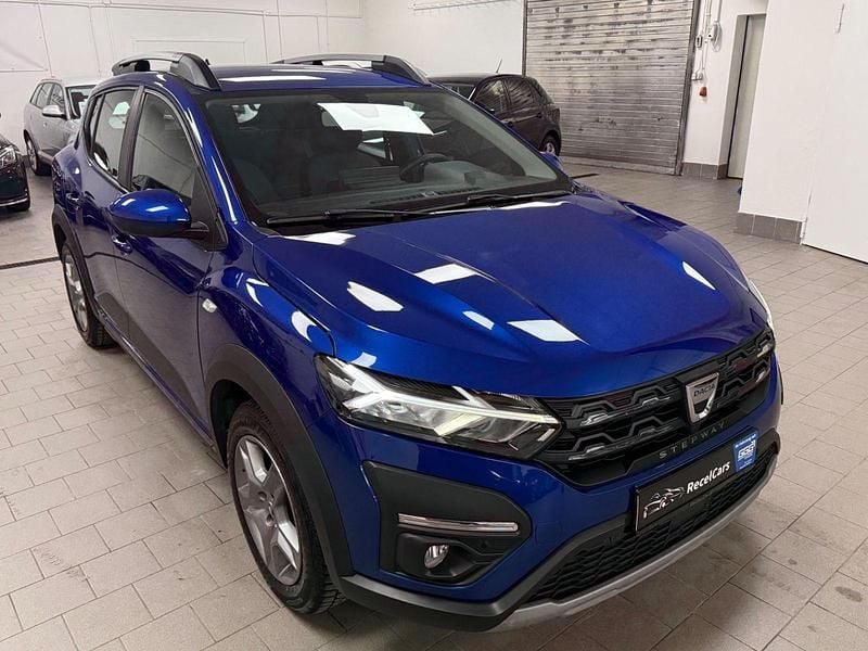 Gebraucht Dacia Sandero Stepway 91 PS (66 kW) 2022 Blau SUV