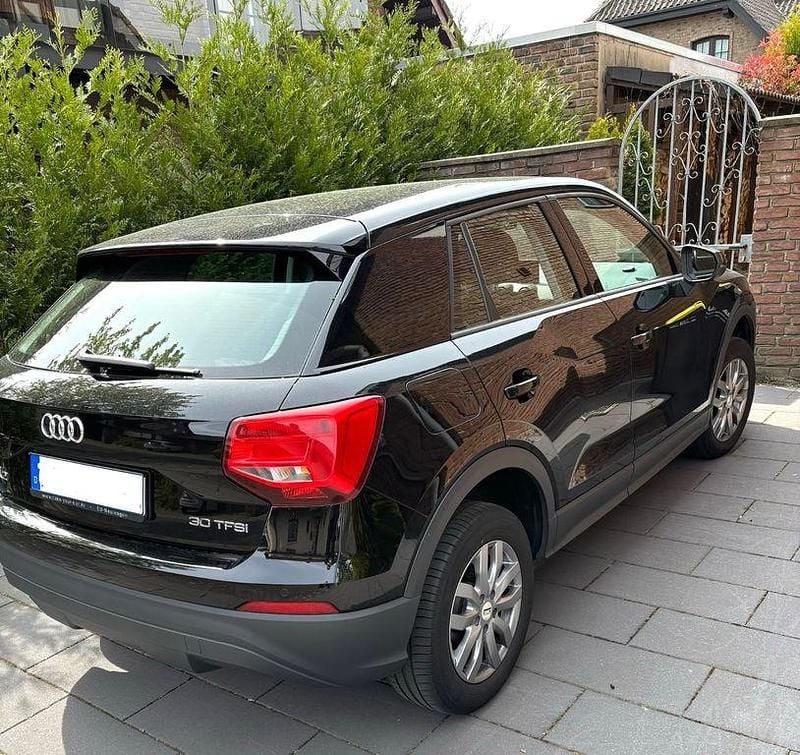 Gebraucht Audi Q2 116 PS (85 kW) 2019 Schwarz SUV