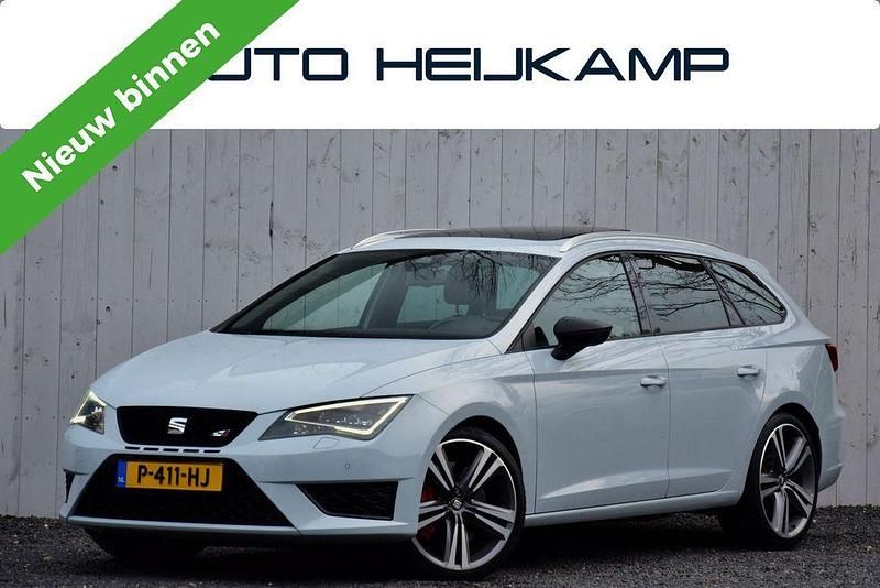 Weiß Gebraucht 2015 Seat Leon ST CUPRA Kombi | 15.950 € (Fairer Preis) - Bild 1/4