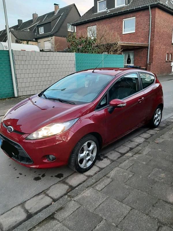 Gebraucht Ford Fiesta 82 PS (60 kW) 2009 Violet Kleinwagen