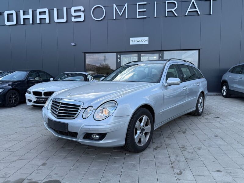 Silber Gebraucht 2008 Mercedes E200 Limousine | 3.900 € (Guter Preis) - Bild 1/4