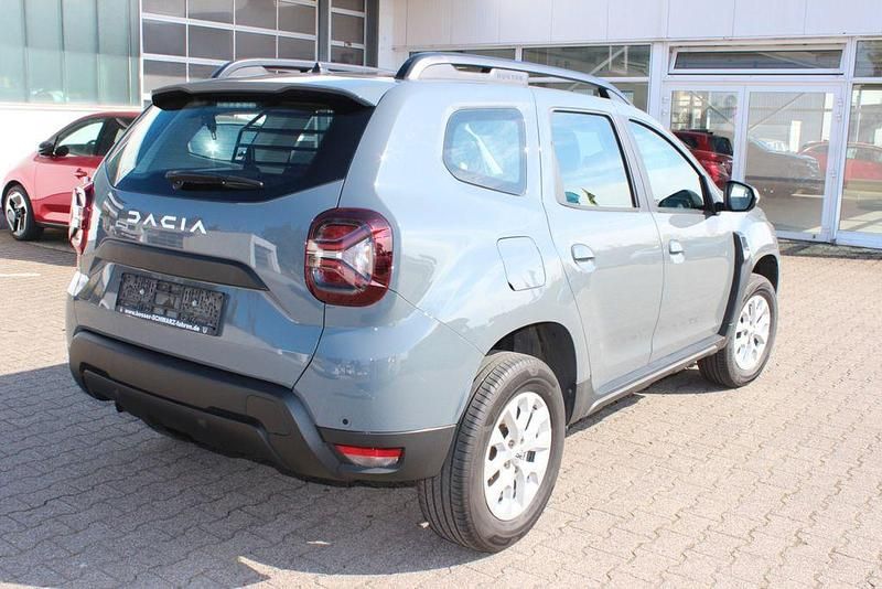 Second-hand Dacia Duster Expression 131 CP (96 kW) 2023 Gri SUV