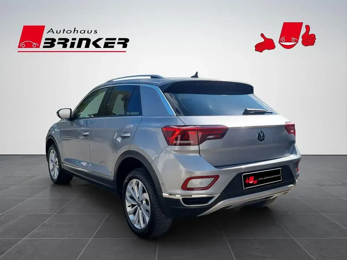 Gebraucht VW T-Roc Style 150 PS (110 kW) 2023 Pyrit silber metallic SUV