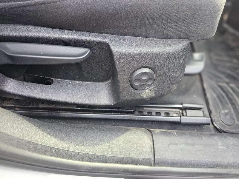 Grau Gebraucht 2011 Audi A4 Ambition Kombi | 5.300 € (Guter Preis) - Bild 1/4