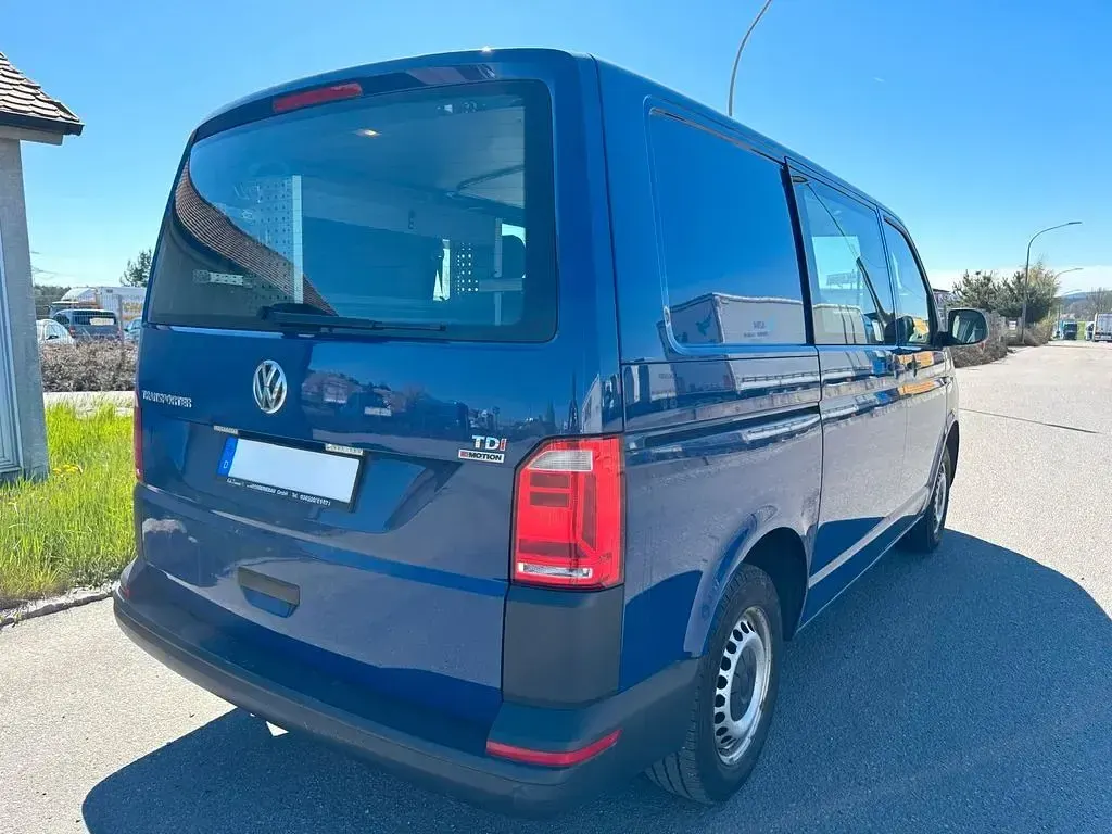 Używany VW Transporter 150 KM (110 kW) 2016 Niebieski Van