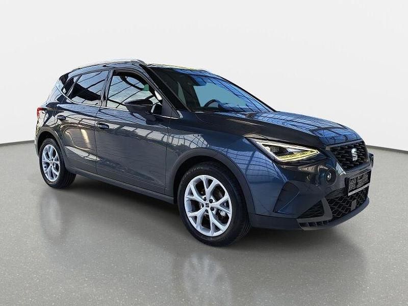 Gebraucht Seat Arona FR 95 PS (69 kW) 2023 Grau SUV