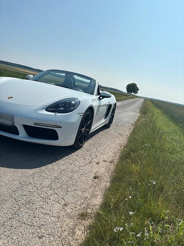 Gebraucht Porsche 718 Boxster 299 PS (219 kW) 2017 Weiß Cabrio