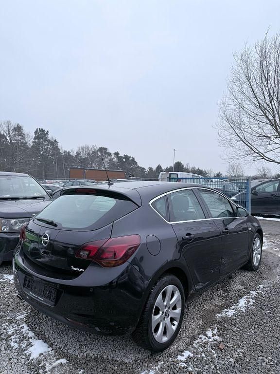 Gebraucht Opel Astra Innovation 120 PS (88 kW) 2011 Schwarz Limousine