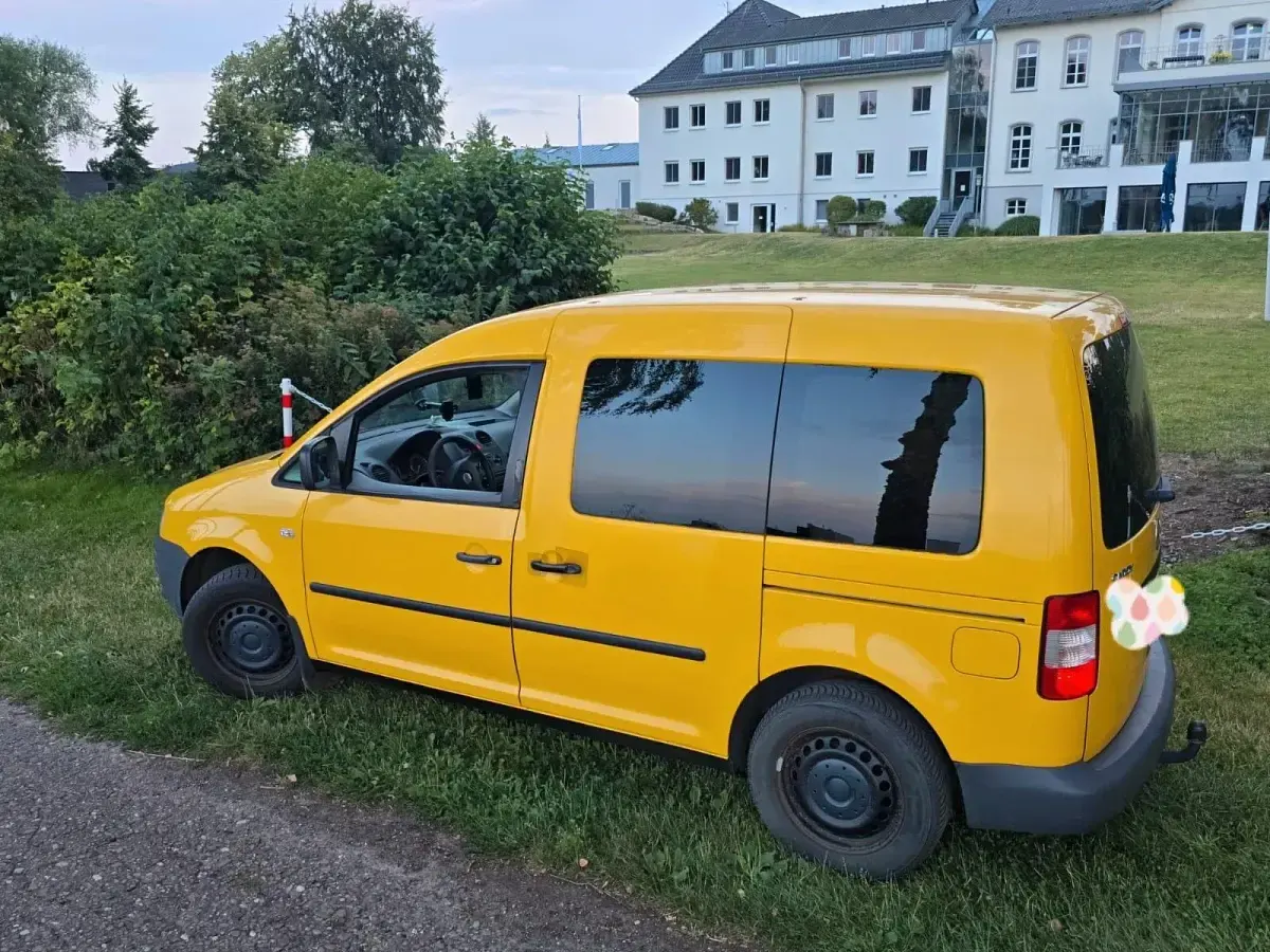 Gebraucht VW Caddy 75 PS (55 kW) 2007 Gelb Van / Kleinbus