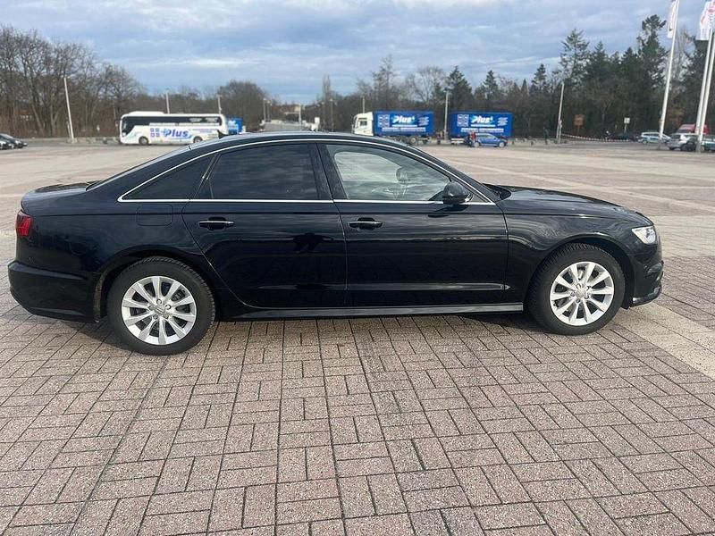 Gebraucht Audi A6 Ambiente 190 PS (139 kW) 2017 Schwarz Limousine