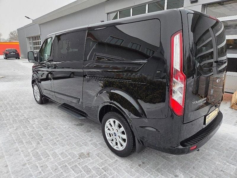 Gebraucht Ford Tourneo Custom 185 PS (136 kW) 2022 Schwarz Van