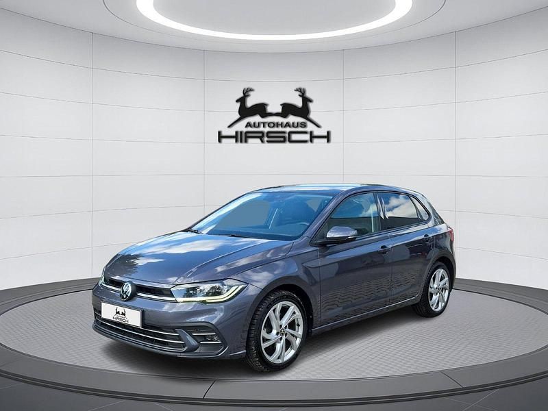 Grau Gebraucht 2024 VW Polo Style Kleinwagen | 24.990 € (Teuer) - Bild 1/4