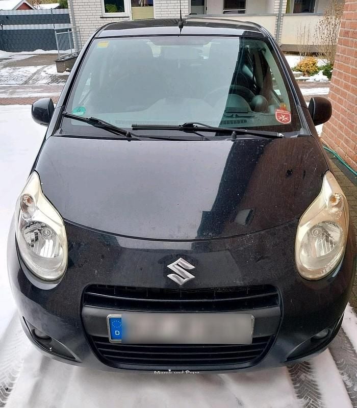 Schwarz Gebraucht 2012 Suzuki Alto Kleinwagen | 4.200 € (Etwas zu teuer) - Bild 1/4