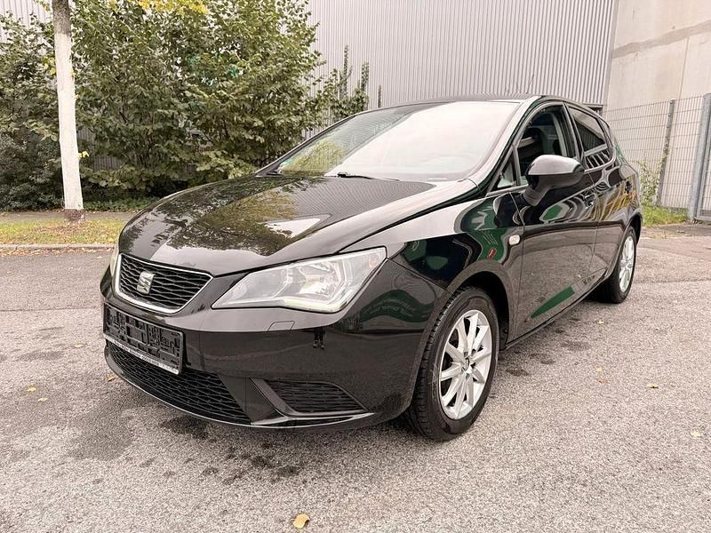 Schwarz Gebraucht 2015 Seat Ibiza Style Limousine | 5.990 € (Fairer Preis) - Bild 1/4