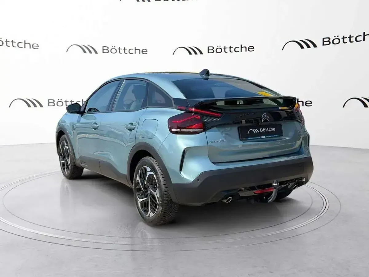 Gebraucht Citroën C4 Feel 131 PS (96 kW) 2023 Lackierung olbia blau/typ aussenverkleidung metalliclackierung SUV