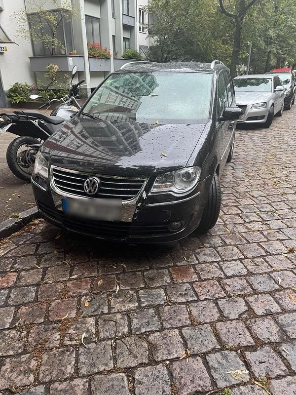 Schwarz Gebraucht 2007 VW Touran Van / Kleinbus | 3.500 € (Guter Preis) - Bild 1/4