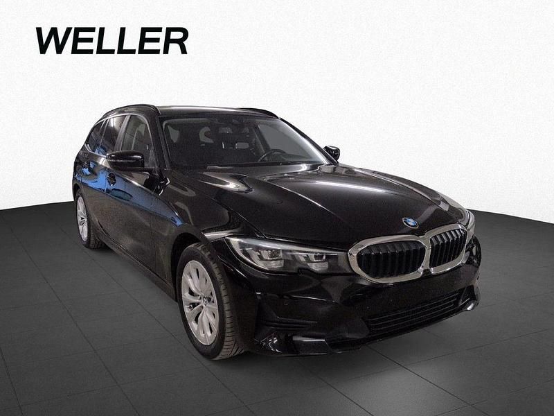 Gebraucht BMW 330e Advantage 292 PS (214 kW) 2020 Schwarz Kombi