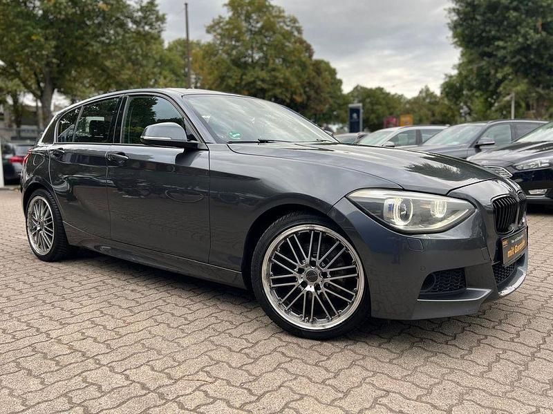 Grau Gebraucht 2013 BMW 120 M Sport Kleinwagen | 8.990 € (Fairer Preis) - Bild 1/4