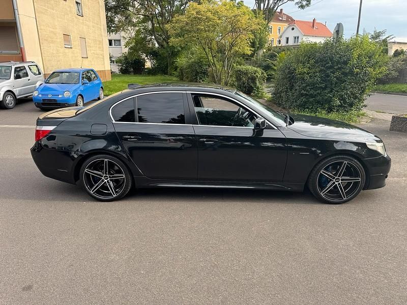 Schwarz Gebraucht 2007 BMW 530 M Sport Limousine | 7.200 € (Guter Preis) - Bild 1/4