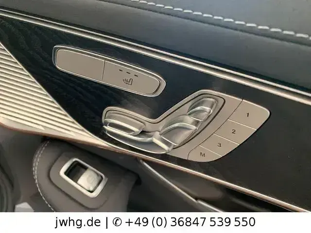 Gebraucht Mercedes EQC400 AMG line 300 kW (408 PS) 2022 Blau SUV
