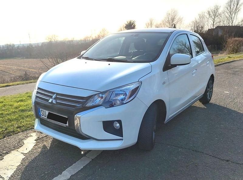 Gebraucht Mitsubishi Space Star Select 71 PS (52 kW) 2022 Weiß Kleinwagen