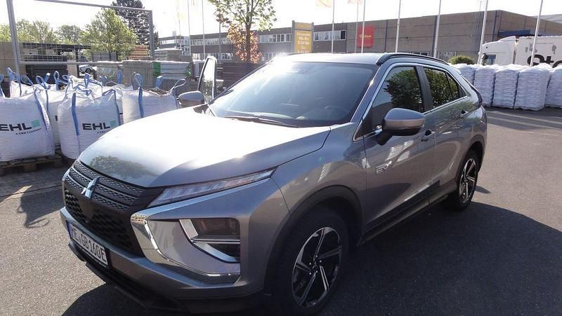 Gebraucht Mitsubishi Eclipse Cross 188 PS (138 kW) 2021 Grau SUV