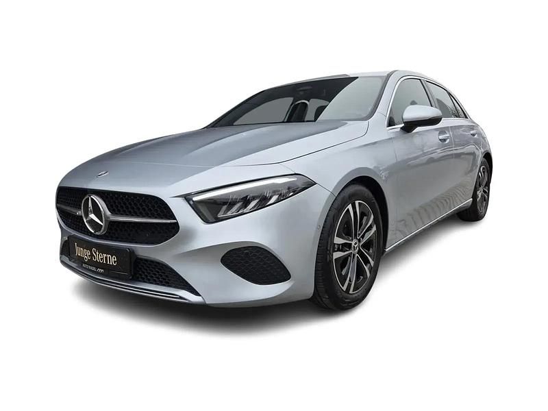 Andere Gebraucht 2024 Mercedes A180 Progressive Limousine | 27.219 € (Guter Preis) - Bild 1/4
