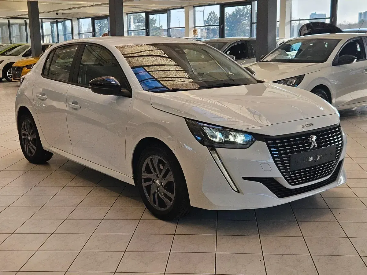 Gebraucht Peugeot 208 Business-Line 101 PS (74 kW) 2021 Weiß Kleinwagen