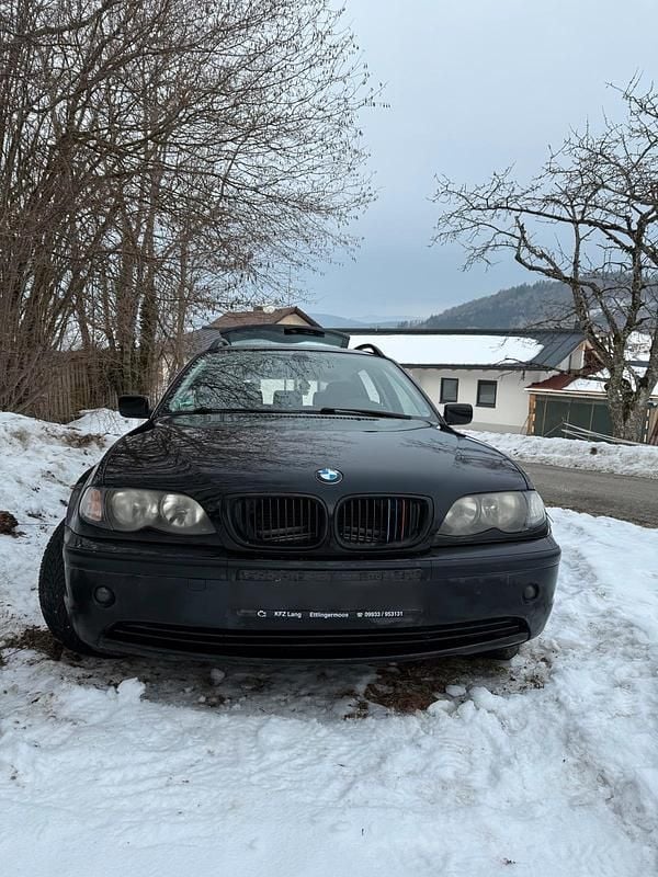 Schwarz Gebraucht 2005 BMW 316 Kombi | 950 € (Guter Preis) - Bild 1/4