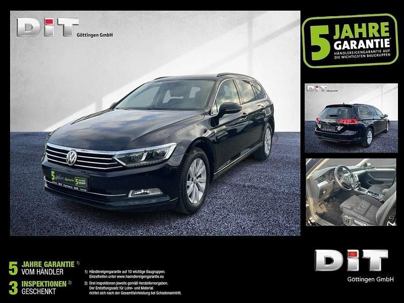 Deep black perleffekt Gebraucht 2018 VW Passat Comfortline Kombi | 12.990 € (Fairer Preis) - Bild 1/4