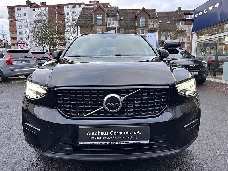 Gebraucht Volvo XC40 Plus 261 PS (191 kW) 2022 Schwarz SUV