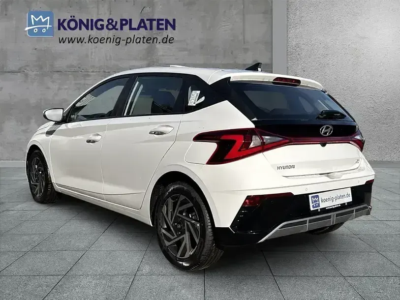 Gebraucht Hyundai i20 Trend 101 PS (74 kW) 2025 Atlas white (weiß) Kleinwagen