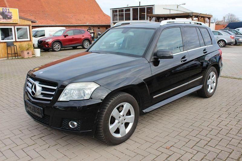 Schwarz Gebraucht 2009 Mercedes GLK320 SUV | 9.999 € (Teuer) - Bild 1/4