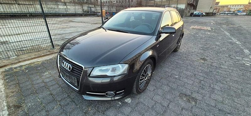 Gebraucht Audi A3 S-Line 140 PS (102 kW) 2010 Grau Kleinwagen