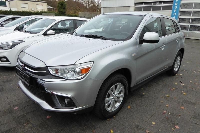 Silber Gebraucht 2019 Mitsubishi ASX Diamant Edition SUV | 14.990 € (Fairer Preis) - Bild 1/4