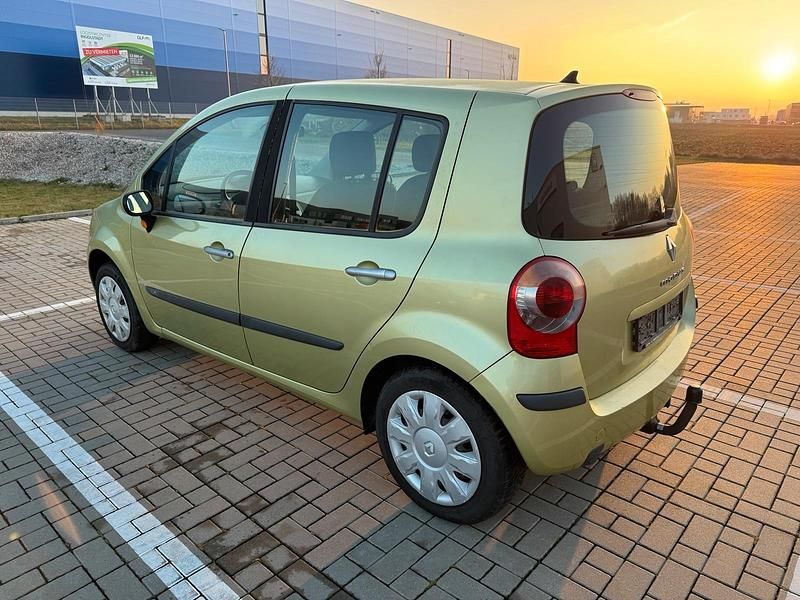 Gebraucht Renault Modus Luxe 75 PS (55 kW) 2005 Grün Van / Kleinbus