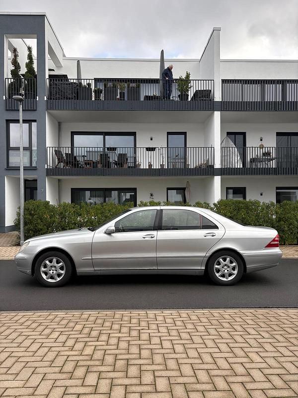 Silber Gebraucht 2001 Mercedes S500L Limousine | 4.999 € (Guter Preis) - Bild 1/4
