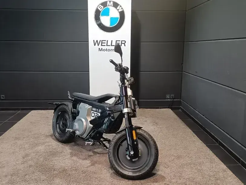 Gebraucht BMW 02 2024 Schwarz