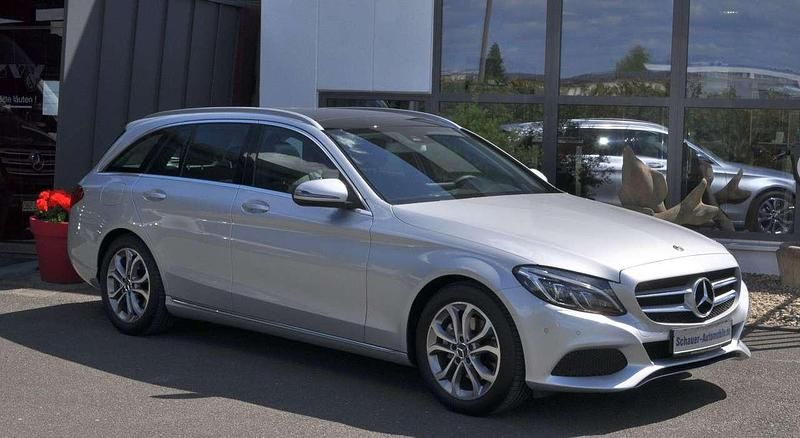 Silber Gebraucht 2018 Mercedes C220 Avantgarde Kombi | 16.500 € (Fairer Preis) - Bild 1/4