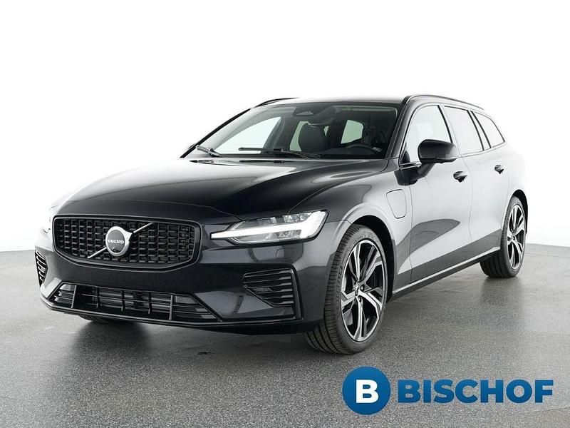 Schwarz Gebraucht 2025 Volvo V60 Plus Kombi | 49.890 € (Teuer) - Bild 1/4