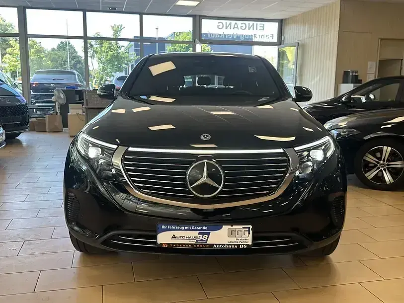 Gebraucht Mercedes EQC400 300 kW (408 PS) 2023 Schwarz SUV