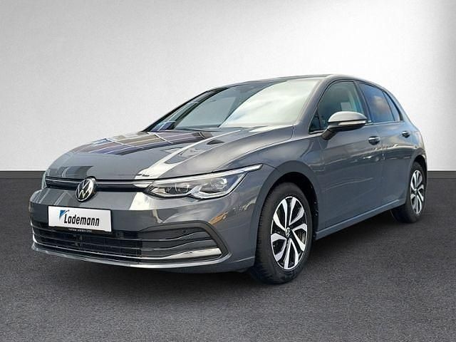 Używany VW Golf VIII Active 150 KM (110 kW) 2023 Szary Sedan/Limuzyna