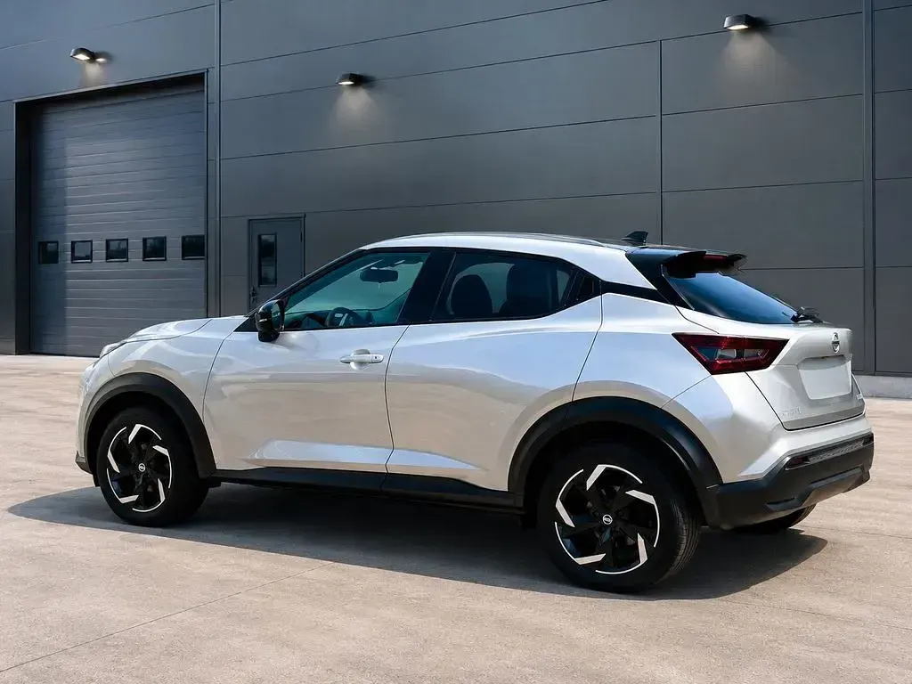 Gebraucht Nissan Juke 360º 114 PS (83 kW) 2023 Silber SUV
