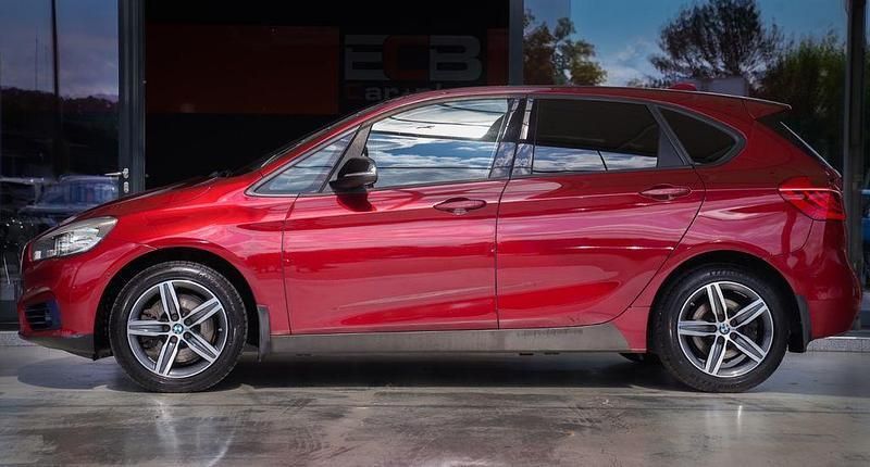 Gebraucht BMW 225 Performance 231 PS (169 kW) 2015 Rot Limousine