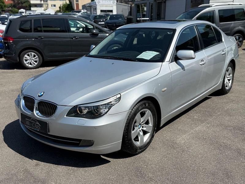 Silber Gebraucht 2007 BMW 523 Advantage Limousine | 8.990 € (Teuer) - Bild 1/4