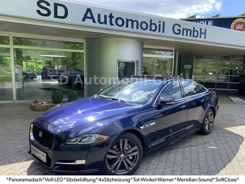 Blau Gebraucht 2016 Jaguar XJ R-Sport Limousine | 25.990 € (Fairer Preis) - Bild 1/4