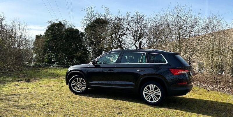 Schwarz Gebraucht 2017 Skoda Kodiaq Ambition SUV | 25.300 € (Guter Preis) - Bild 1/4