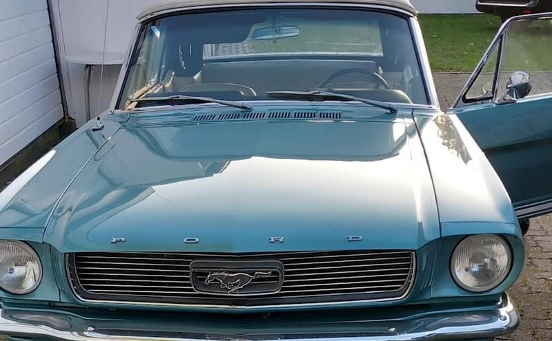 Gebraucht Ford Mustang Convertible 200 PS (147 kW) 1966 Blau Cabrio