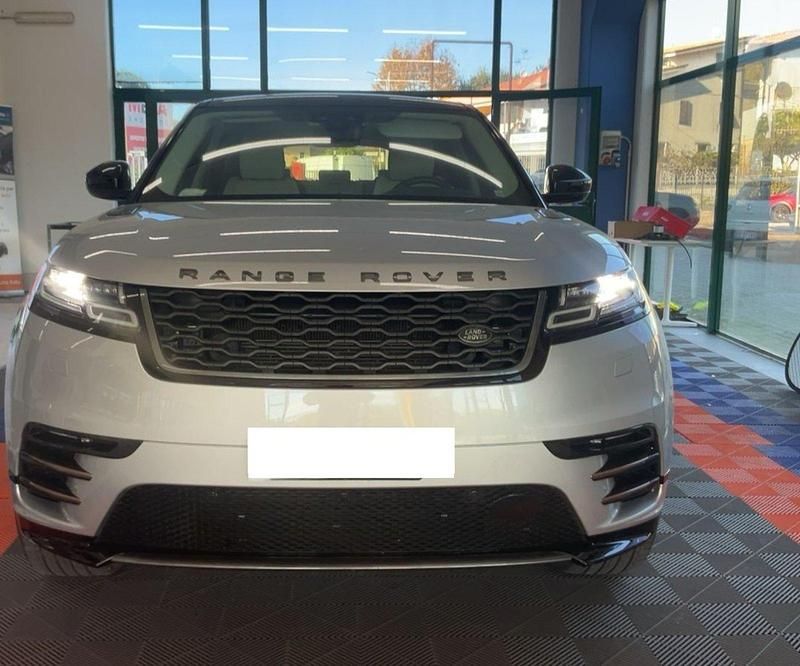 Silber Gebraucht 2018 Land Rover Range Rover Velar SE Dynamic SUV | 23.500 € - Bild 1/4