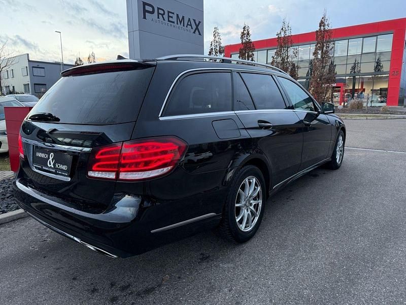 Gebraucht Mercedes E200 Avantgarde 136 PS (100 kW) 2015 Schwarz Kombi